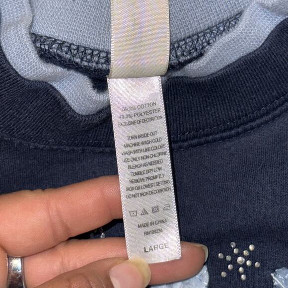 Decorated Originals Sweatshirt Womens Large Navy Blue Winter Snowflakes Pullover - Picture 4 of 8